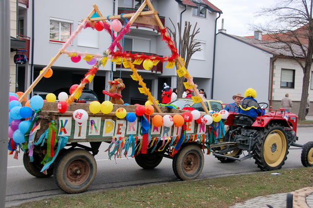 08_DSC_8289.Traktorumzug