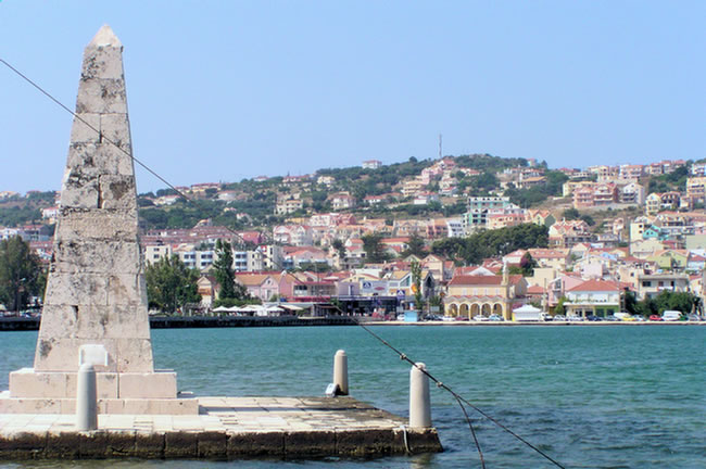 55 Kefallonia Obelisk an der Drapanou_Bruecke_6279857