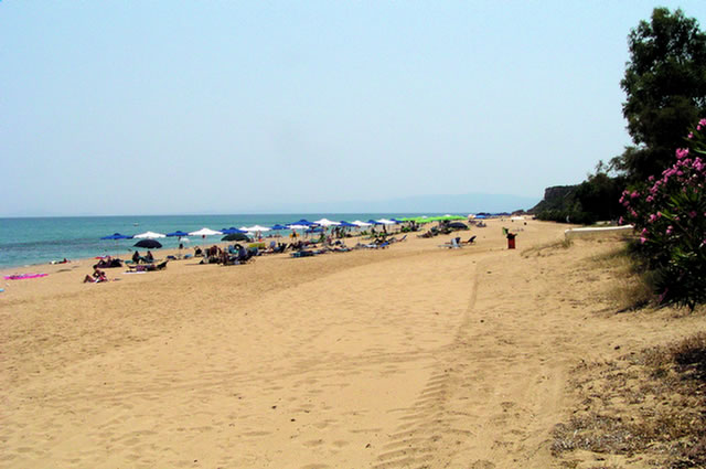 23_P7029956.Skals beach